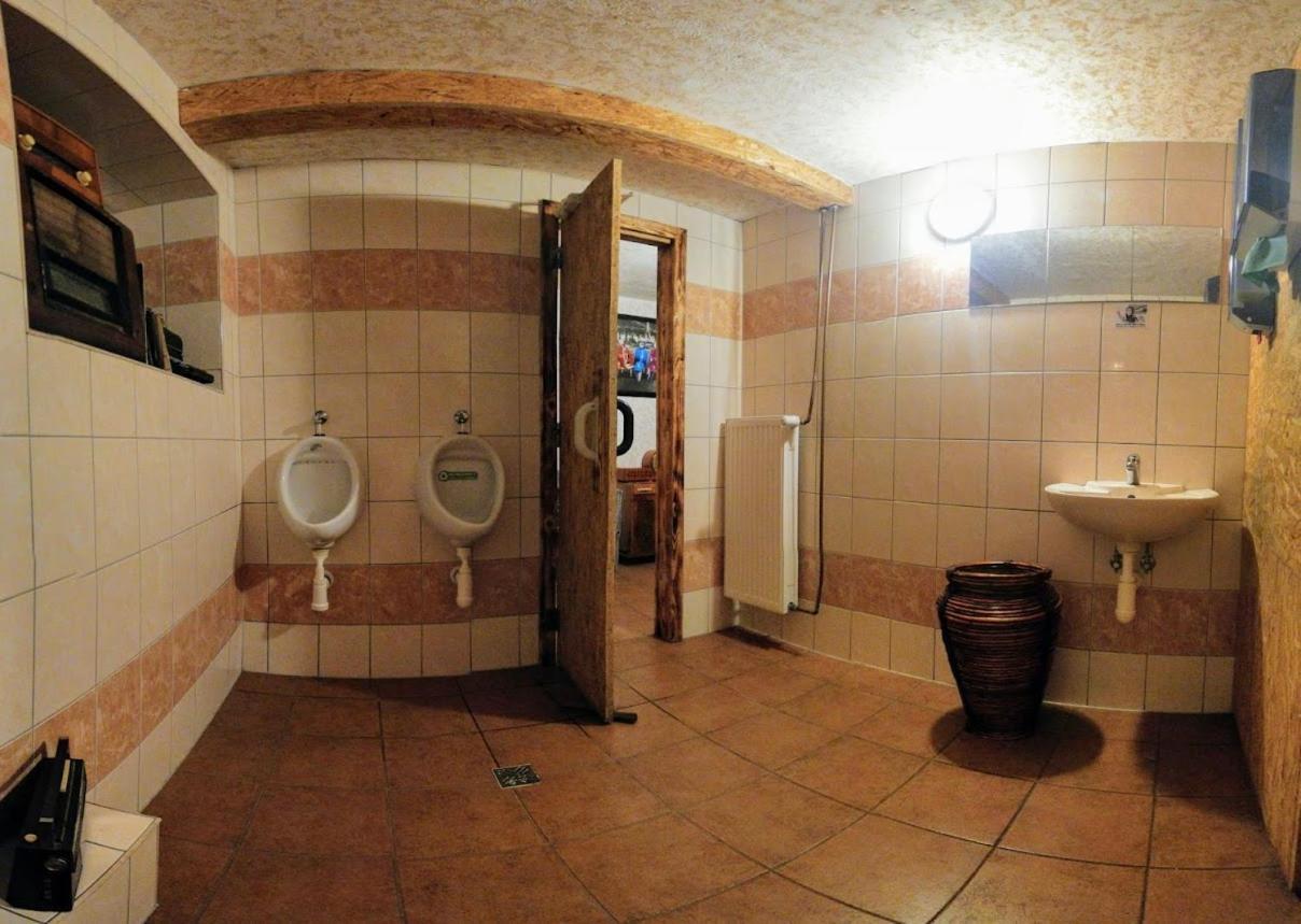 Hostel Doupe Humpolec Exterior photo